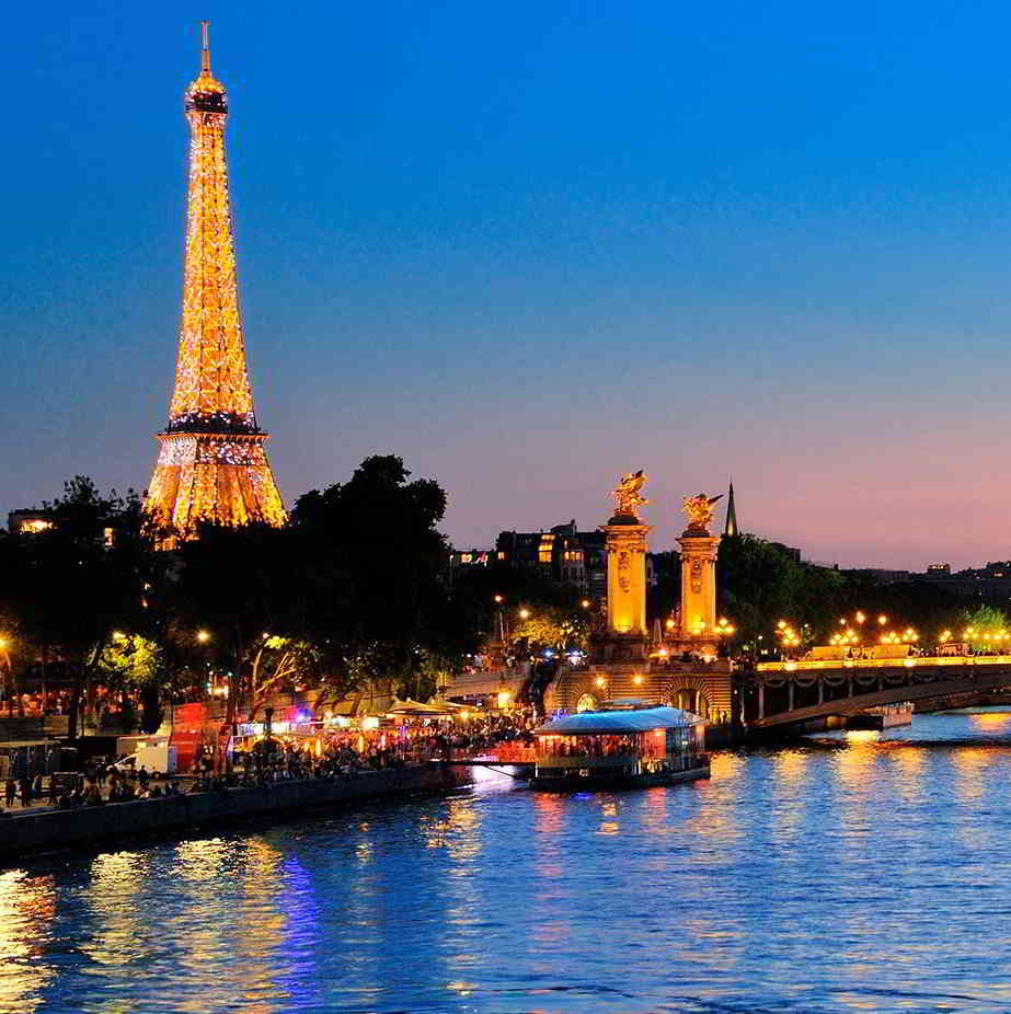 Cruise on the Seine River