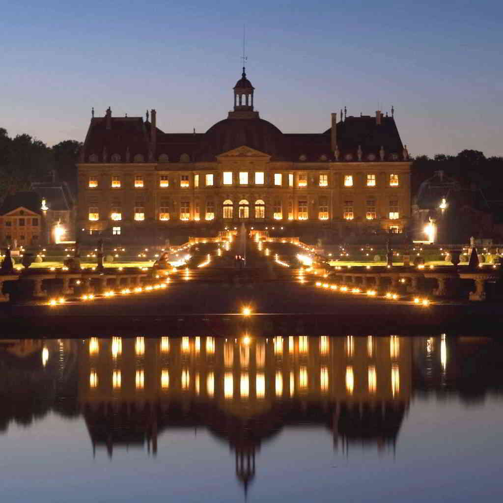 Château Vaux-Le-Vicomte by night