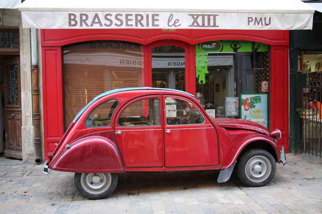 A Tour of Paris 2cv red