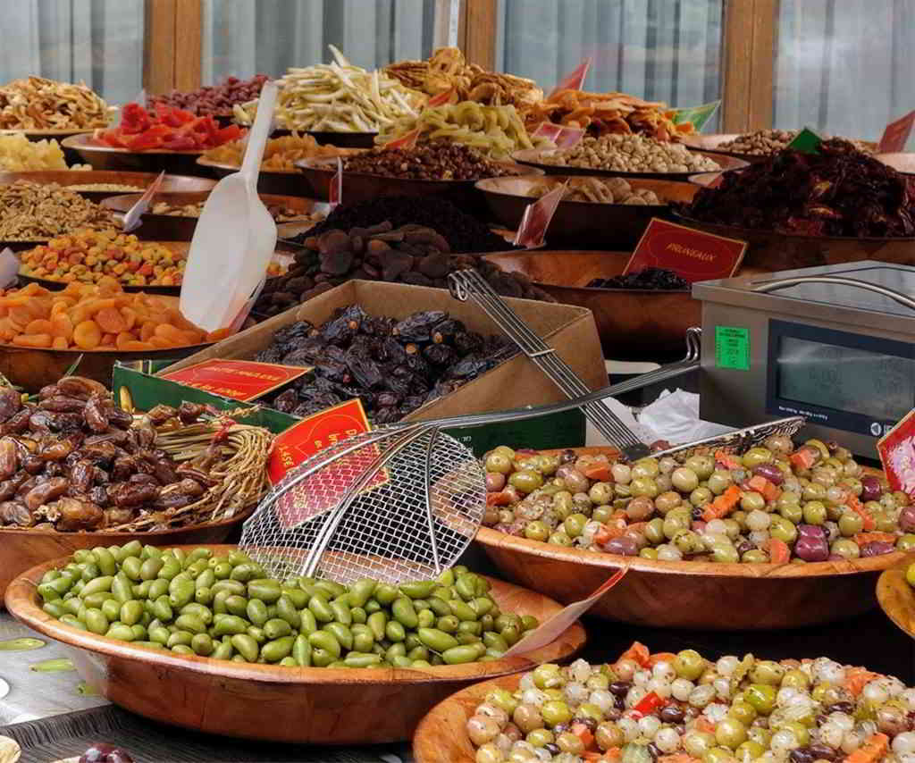 Gourmet olives in a Provencal market