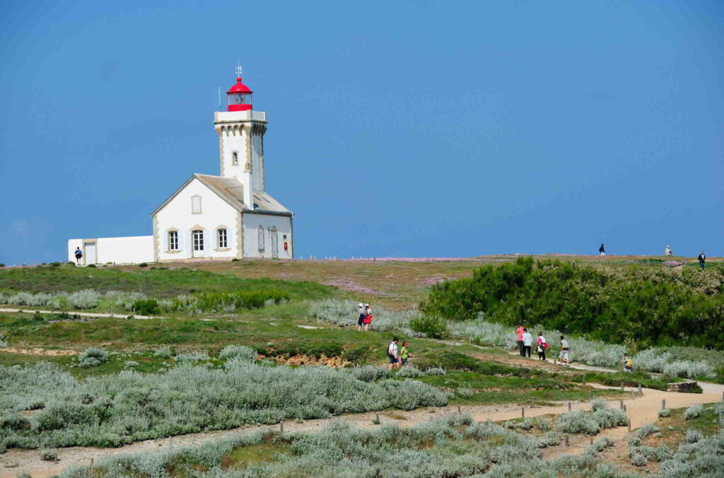 brittany island lighthouse