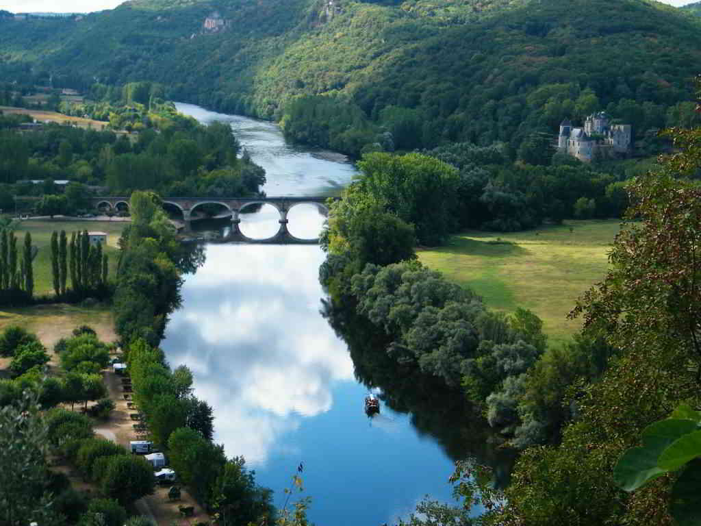 Dordogne river